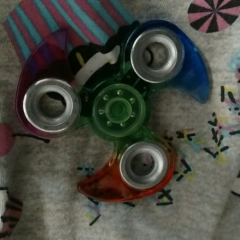 Fidget spinner